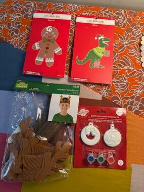 Lot of 4 craft kits for children
